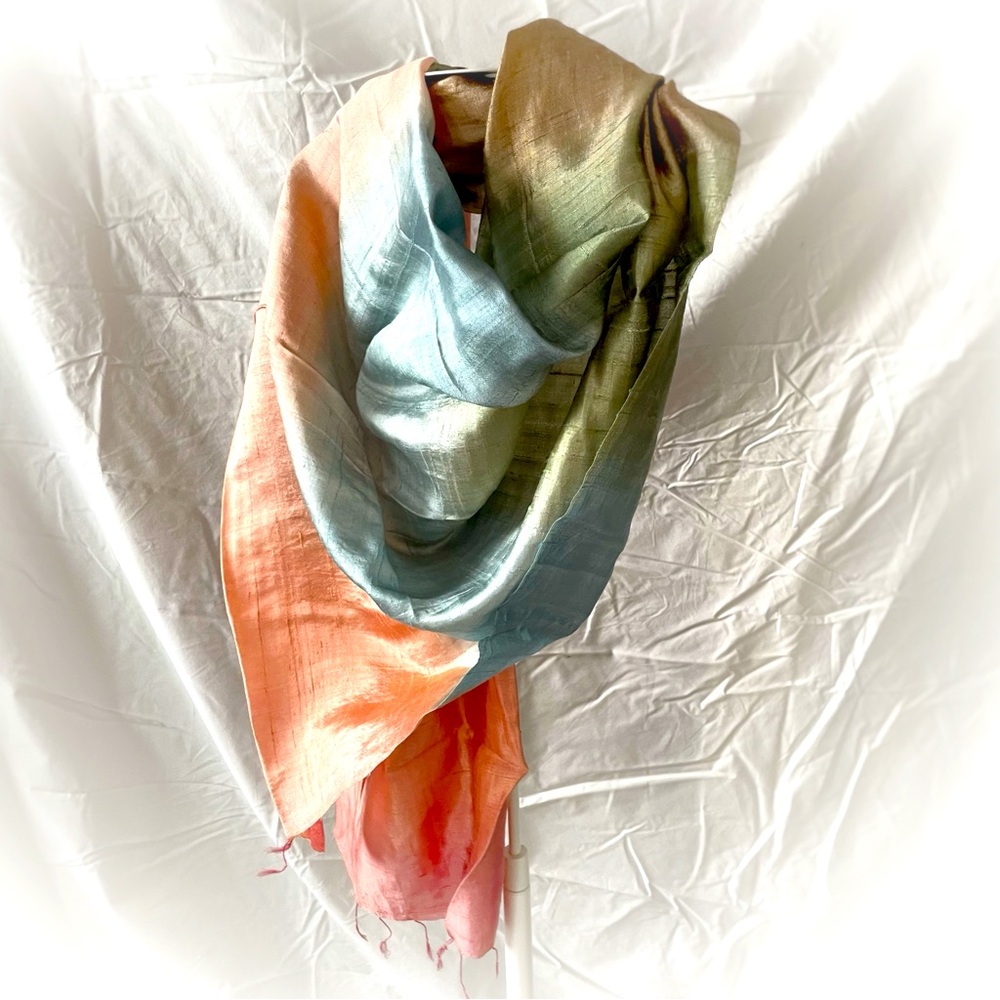 GORGEOUS scarf or wrap